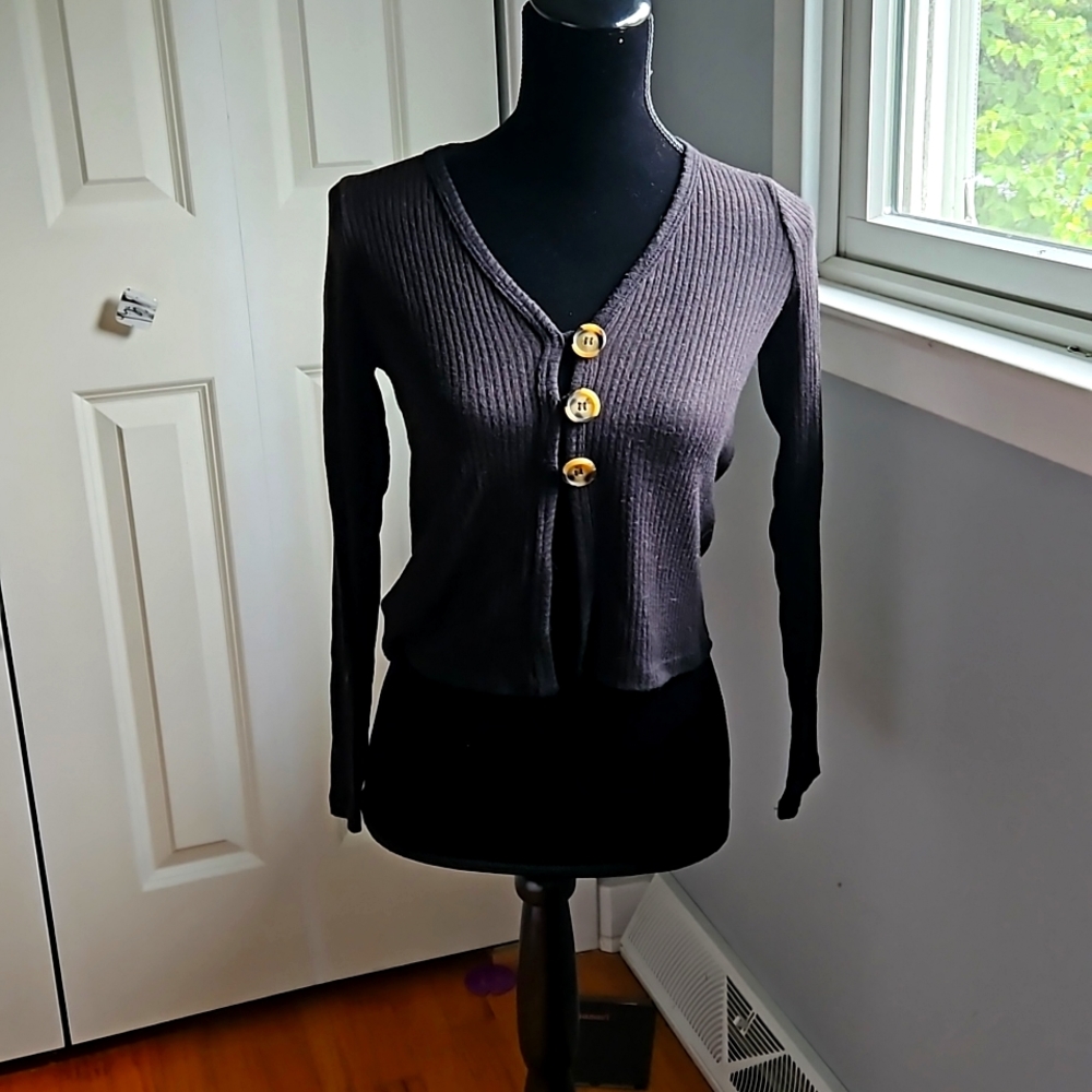 Publik black buttoned front crop top.